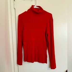 Tommy Hilfiger turtle knock top size large